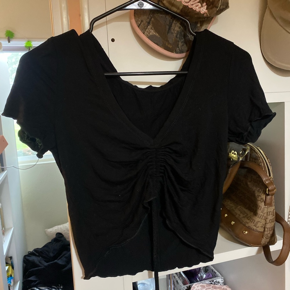 Cute Black Synched V Neck Top